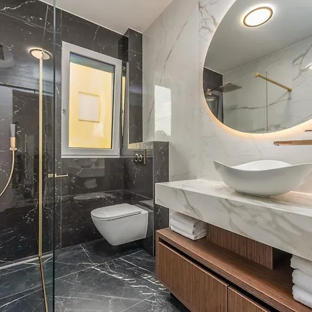 Optasia View Apartment